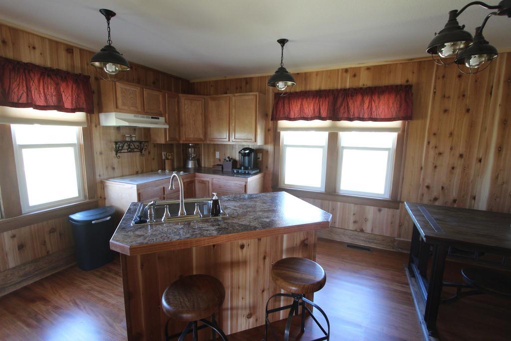 Clover Cliff Ranch Bed And Breakfast Elmdale エクステリア 写真